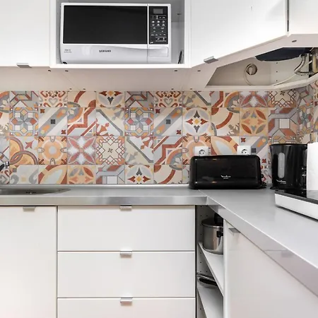 Whome | Alfama Patio Studio Apartment Lisbon